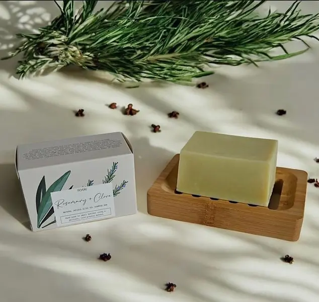 FOAM natural shampoo package